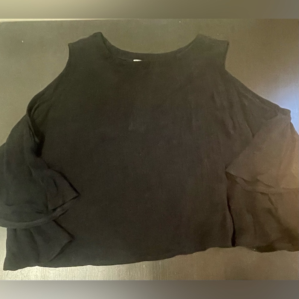 Ten Sixty Sherman *NWT* Off Shoulder Angel Sleeve Linen Top. Size L